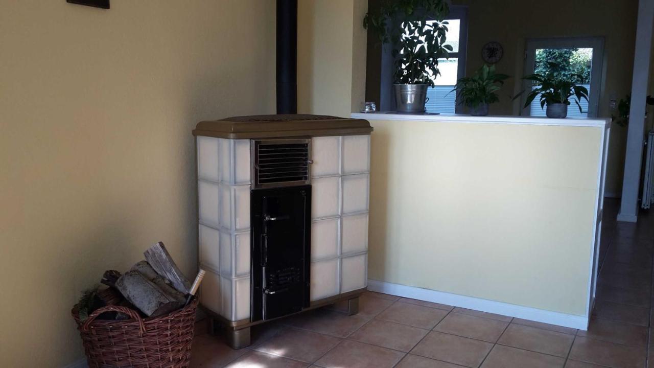 Schoene Ferienwohnung Im Alten Gasthaus In Stoltebuell Exteriér fotografie